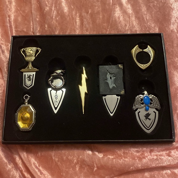 Harry Potter Horcrux Bookmarks - Picture 2 of 8